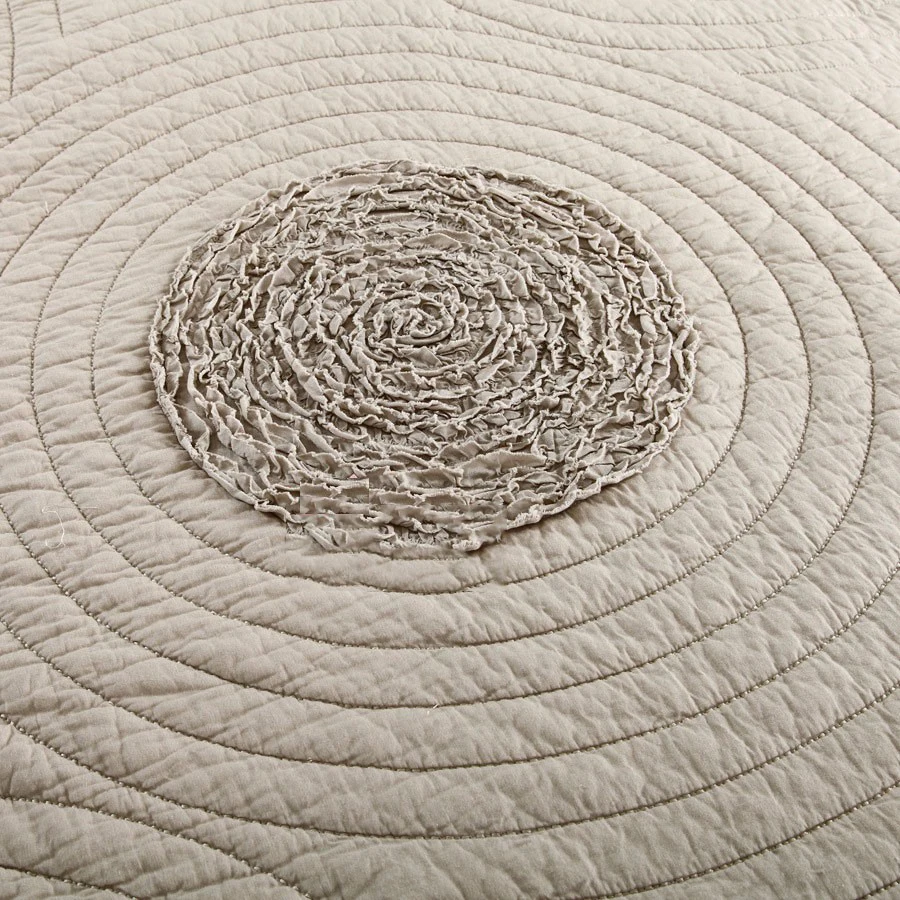 US $207.79 Embroidered Summer Quilts Sets 100 Cotton Quilted Quilt With Two Pillowcase Queen Size 3pieces Bedding Set