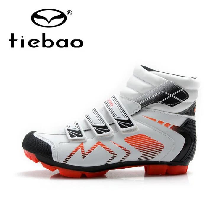 Tiebao уличный Профессиональный Спортивные Гонки обувь для горного велоспорта зимняя ветрозащитная самоблокирующаяся велосипедная обувь велосипедные ботильоны - Цвет: Белый