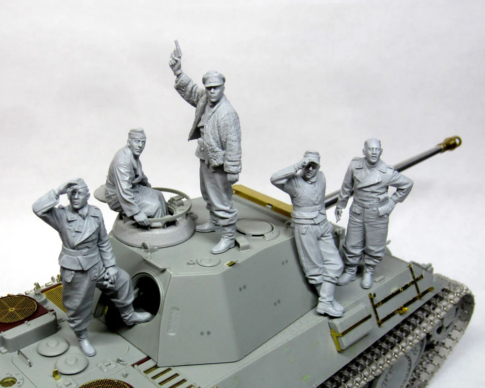 1/35 солдат танка(5 человек без танка) большой набор игрушек, модель из смолы, миниатюрная фигурка из смолы, Неокрашенная