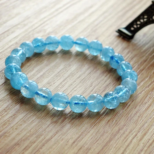 

Natural aquamarine bracelet natural crystal bracelet blue radiation-resistant Women