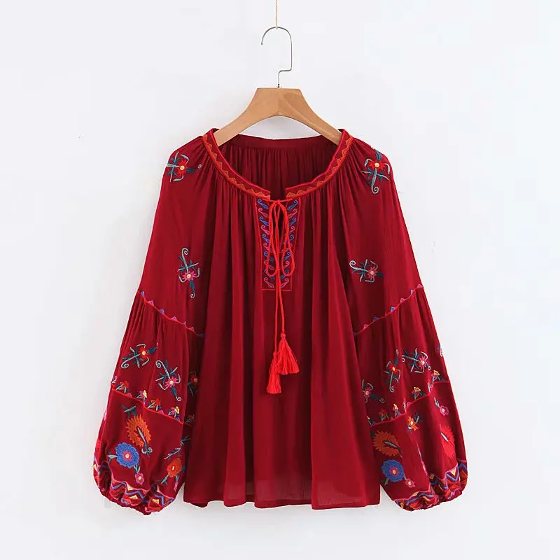 

2019 new women embroidery blouse o-neck