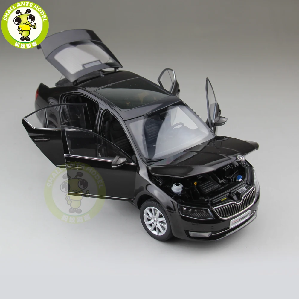 1/18 Skoda Octavia литая металлическая модель автомобиля игрушка мальчик девочка подарок коричневый