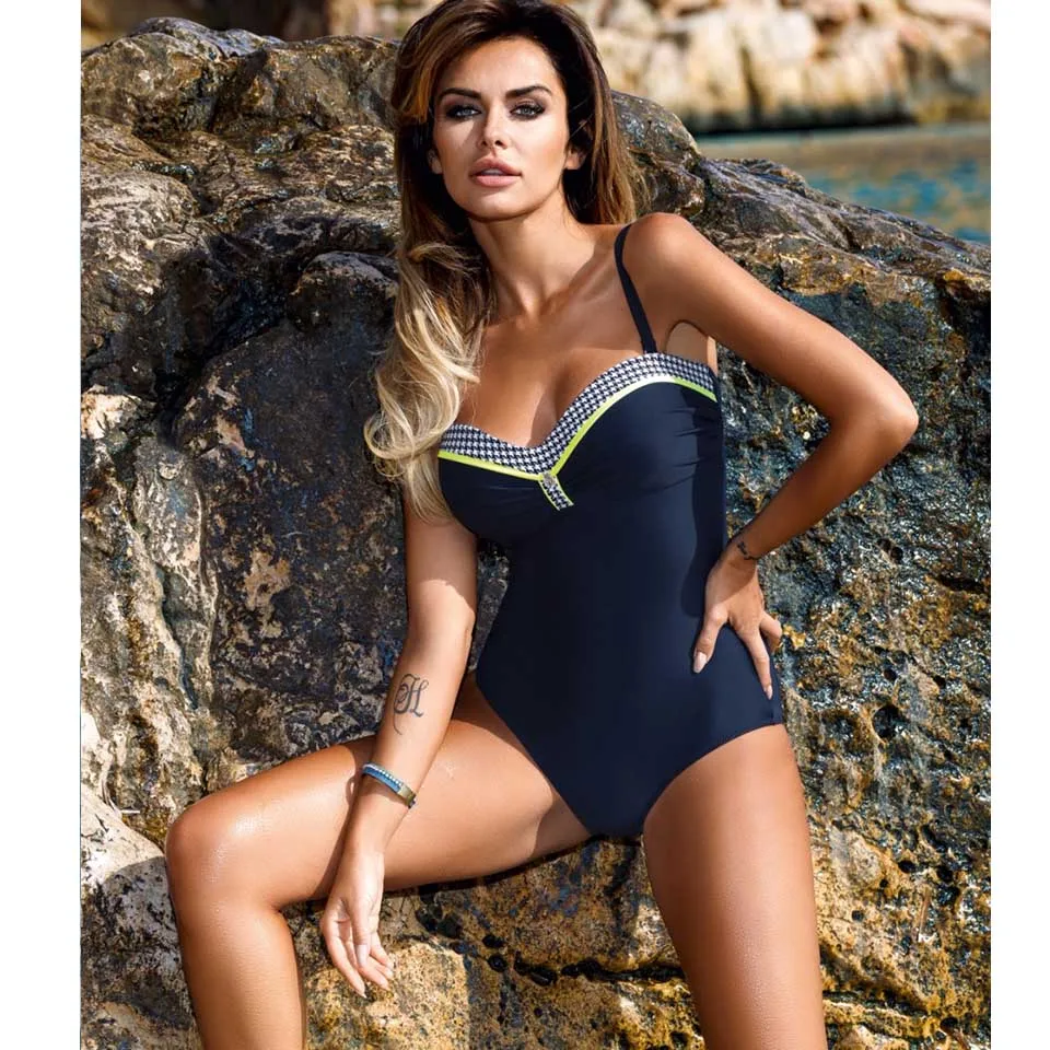 Billig TQSKK Badeanzug 2019 Neue Bademode Frauen Retro Gestreiften Weiblichen Badeanzug Sexy Sommer Dot Strand Tragen Badeanzug Monokini