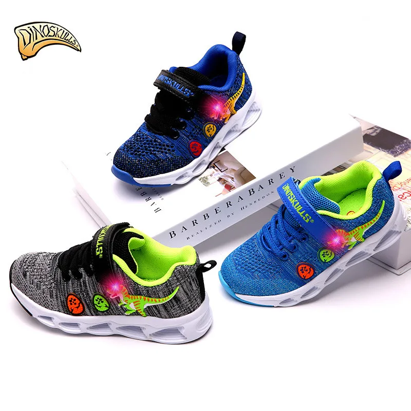Dinoskulls Kids Light Up Shoes LED Mesh Baby Boy Sneakers 3D Dinosaur Children's Tenis Trainers 2019 Summer Toddler Sneakers Dinoskulls Kids Light Up Shoes LED Mesh Baby Boy Sneakers 3D Dinosaur Children's Tenis Trainers 2019 Summer Toddler Sneakers