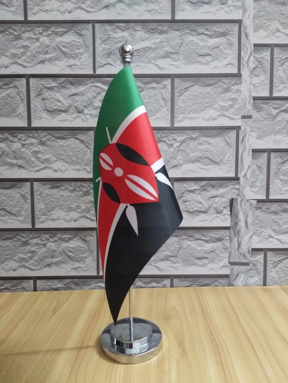Kenya table desk flag and gold flagpole/silver flagpole for decoration