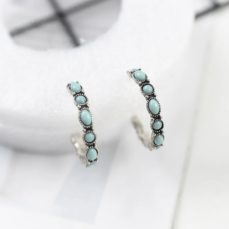 

IGU Retro Big Simple Round Hoop Acrylic Earrings Women European American Temperament Personality Simulated Earrings