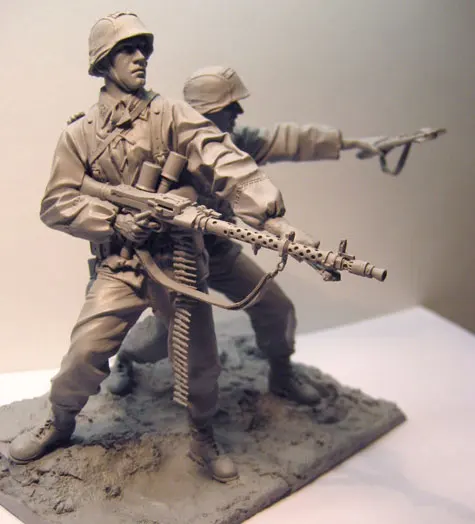 1/35 55MM Advancer Resin Soldier White Mold Figure Unpainted Resin. 