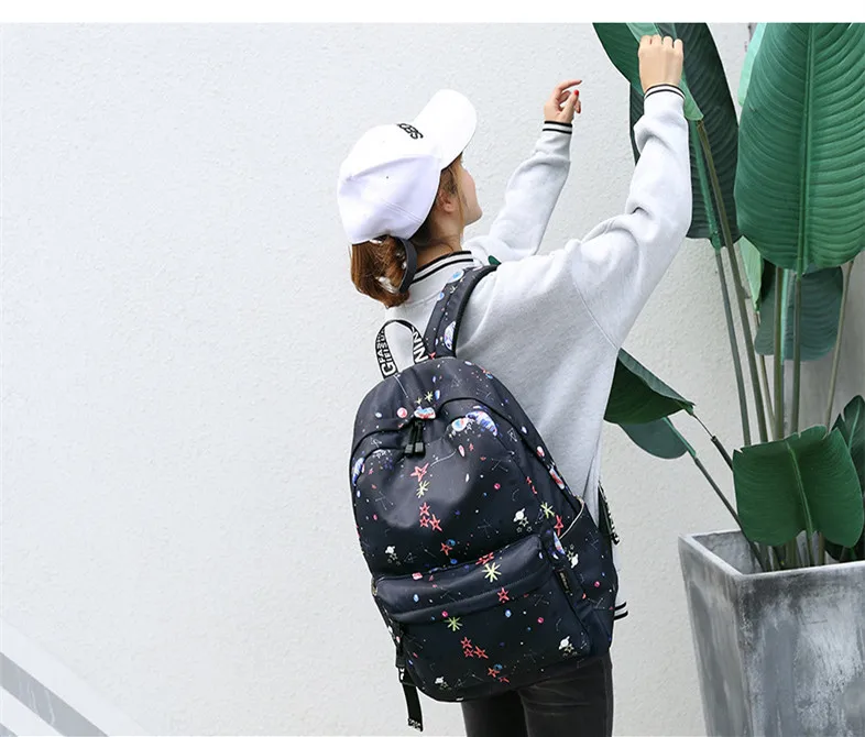 Модные водонепроницаемые тканевые женские рюкзаки, черные вместительные женские дорожные сумки для ноутбука с рисунком звездного граффити