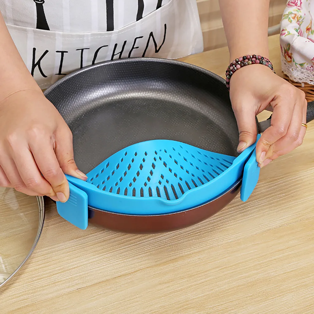 

Kitchen Extras Silicone Clip-On Snap and Strainer Clip Colander Liquid Strainer Vegetable Cookware Cleaning Gadget Kitchen Tools