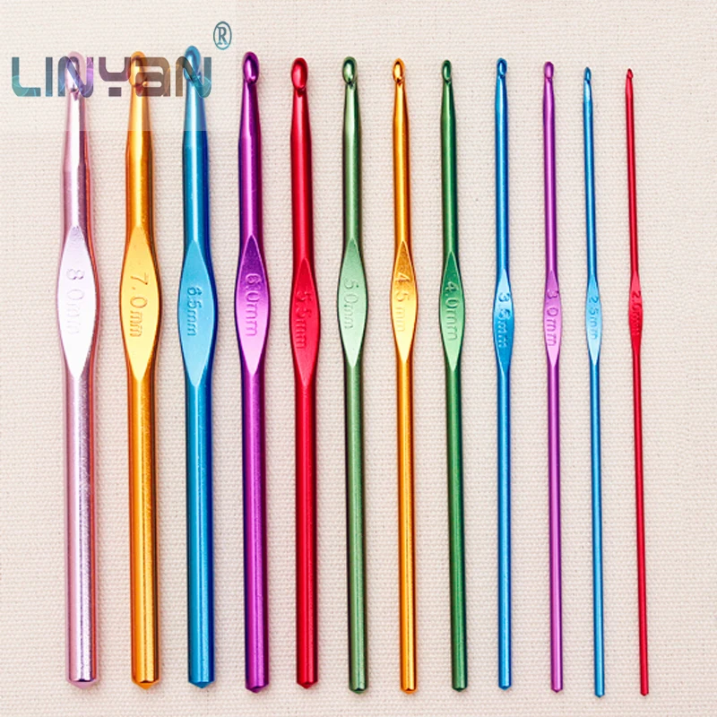 

12pcs Single-end aluminum alloy Crochet hook Bearded needle Latch needle Shoes Hat Sweater Knitting needles Weave tools ZL2301