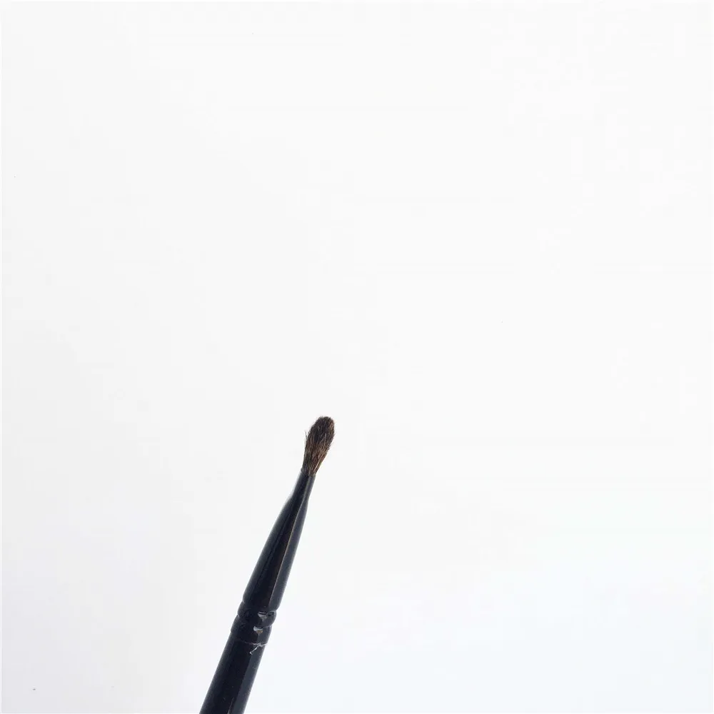 Brush 18 Eye Shadow Blending Brush _ 4