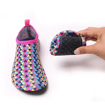 

Quick Dry Socks Kids Diving Wetsuit Socks Pool Beach Swim Shoes Socks Surfing Diving Shoes Camouflage Striped