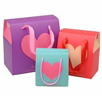 

Free Shipping 30pcs/lot Folding Handle Paper Candy Bag/ Gift Bag Love Heart 3 Color Avaliable