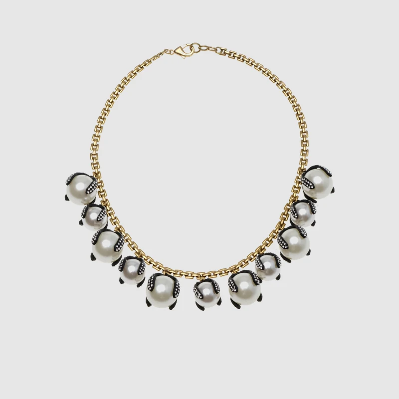 

Amorita boutique vintage Simulated-pearl short Necklaces