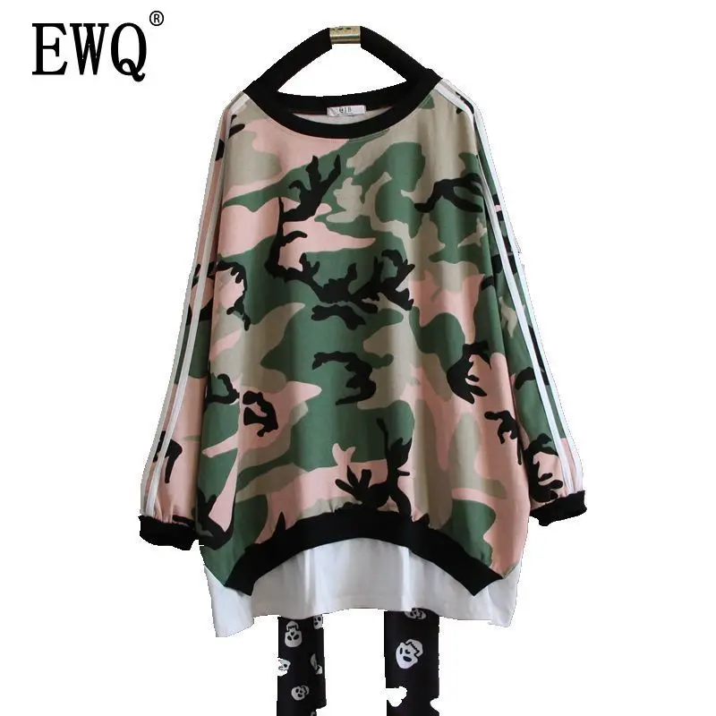 

[EWQ] New Summer Autumn 2019 Fashion Round Collar Long Sleeve Camouflage Patchwork Hem Contrast Color Loose T-shirt Women QE337