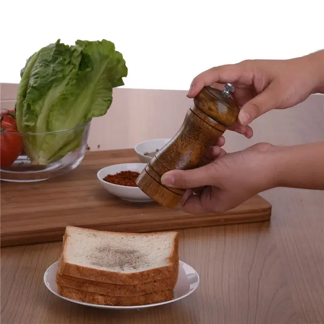 Manual Wooden Pepper Mills 4