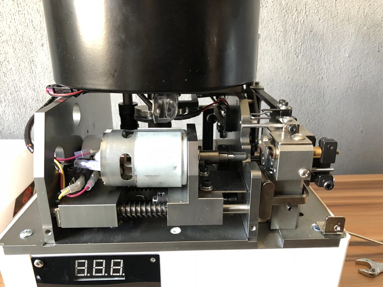 21mm/23mm/25m AUTOMATIC BOBBIN WINDER for Embroidery Machine Industrial Sewing Machine Garment factory Embroidery factory tajima