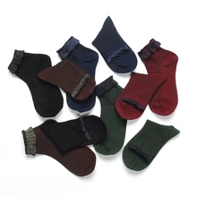 Блестящие женские носки; четыре сезона; повседневные мягкие дышащие хлопковые носки; новые модные короткие носки до щиколотки; цвет черный, красный, синий, зеленый; чулочно-носочные изделия