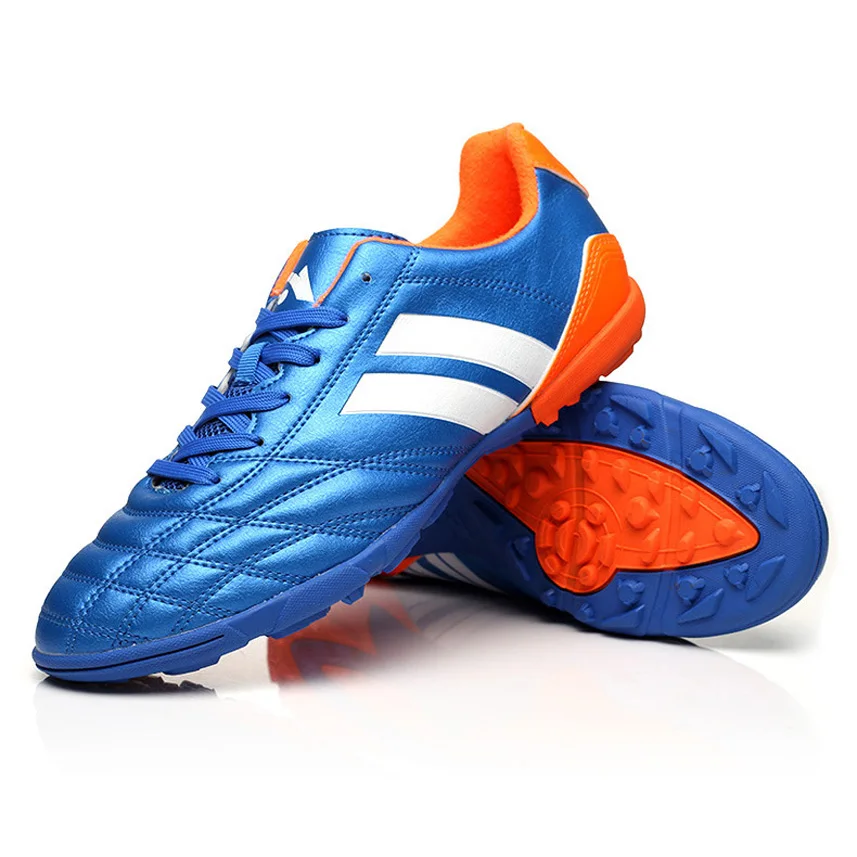 boys football shoes
