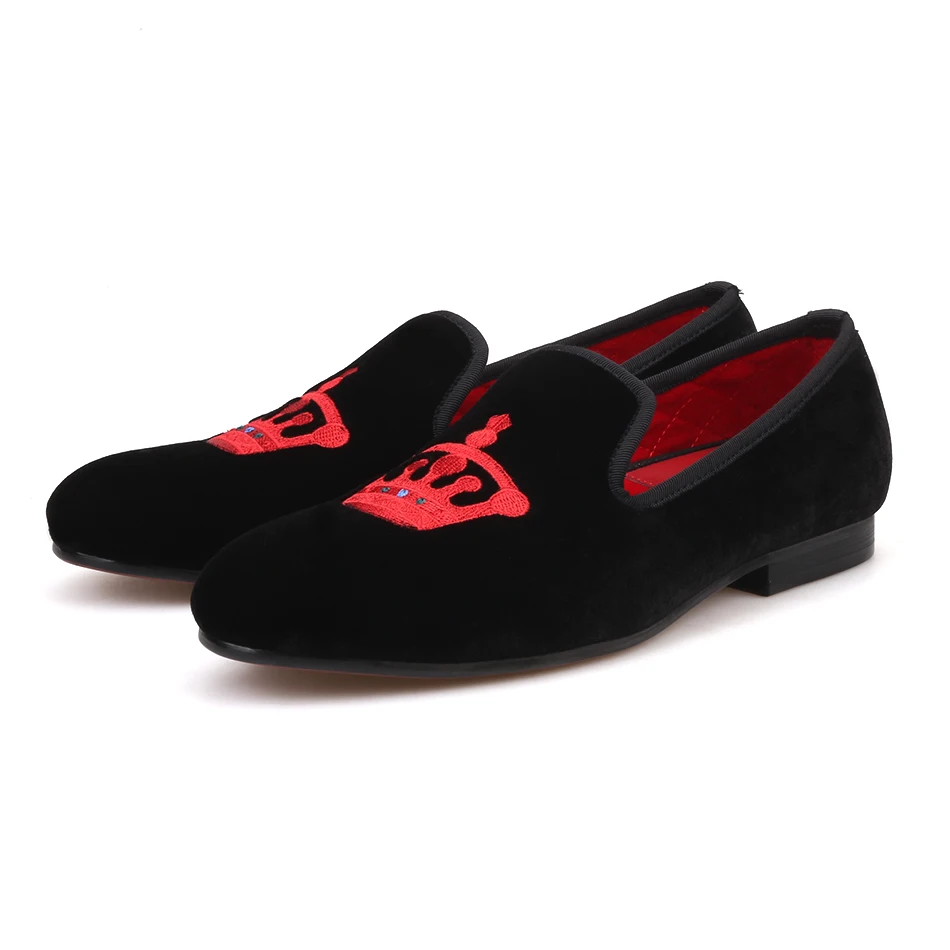 Embroidered Gold Crown Design Men Velvet Shoes Fashion Men Smoking Slippers male wedding and party loafers US4-17