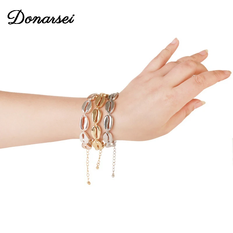 

Donarsei Charm Summer Beach Gold Sea Shell Bracelet For Women Bohemian Adjustable Cowrie Bangle Jewelry Gift