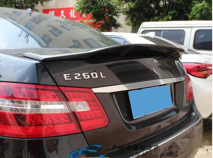 

For Benz W212 E320LE260LE300L Renntech style spoiler carbon fibre Material Car Rear Wing spoiler for W212 4 doors