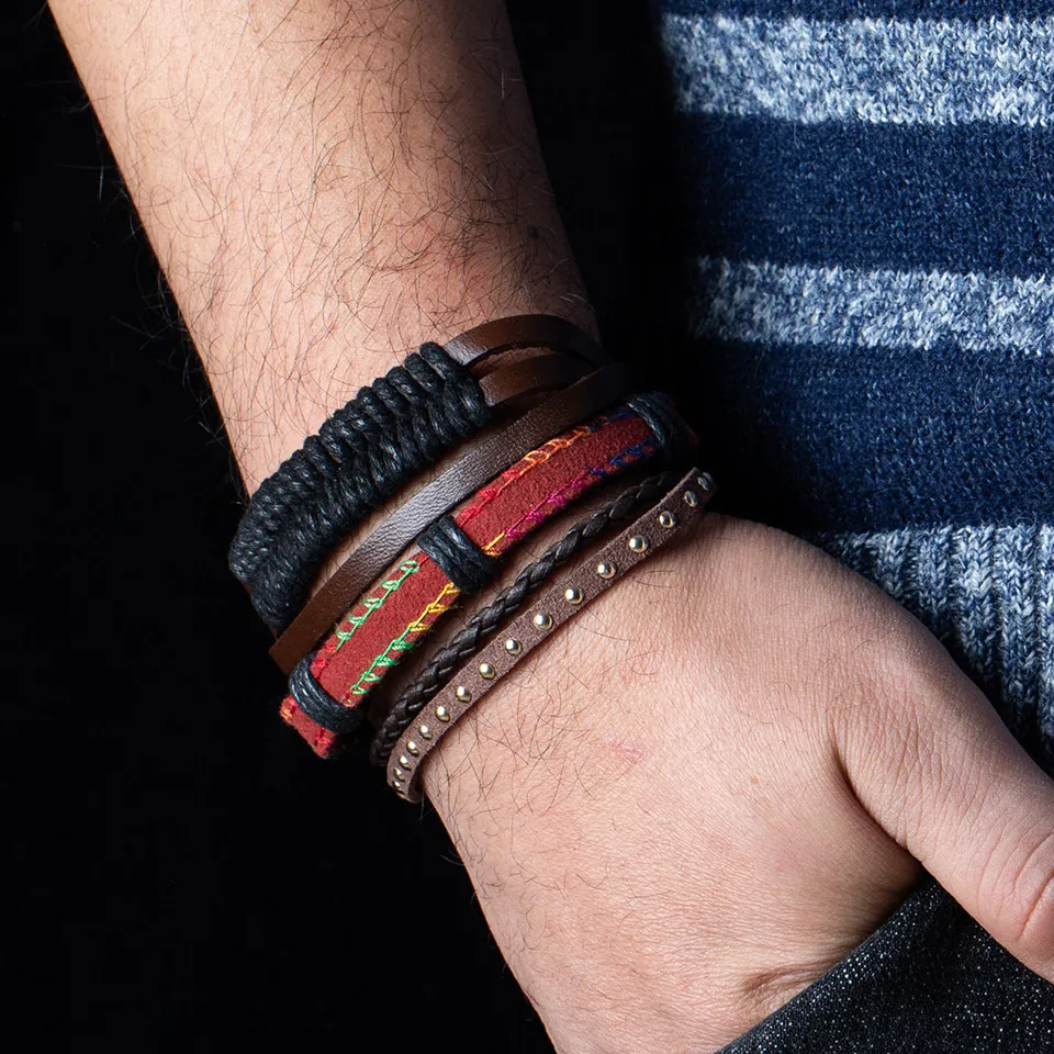 

Ethnic Charms Wood beads Multilayer Brown & Black Leather Bracelet Vintage Punk rivet Wrap Bracelet & Bangle B020463