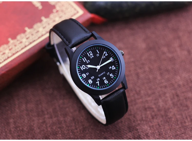 Новый для мужчин's для мужчин кожаный браслет Мода кварцевый наконечник светящиеся часы студент водостойкие Рождественский подарок