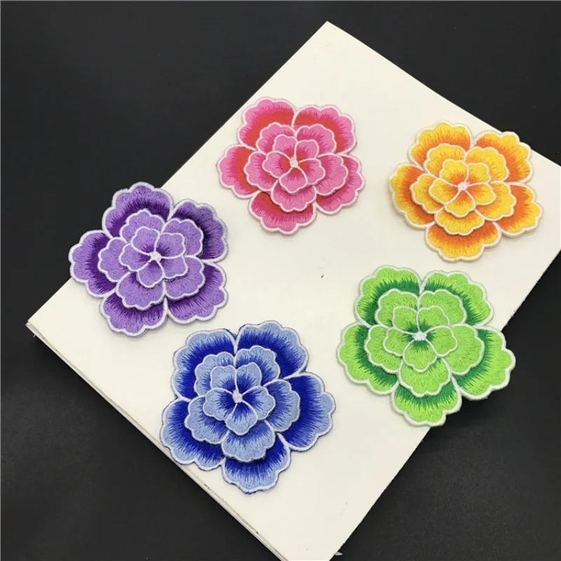 Wholesale 20pcs 8CM Embroidered Sewing On Patch Iron On Patch Stickers For Clothes Sewing Fabric