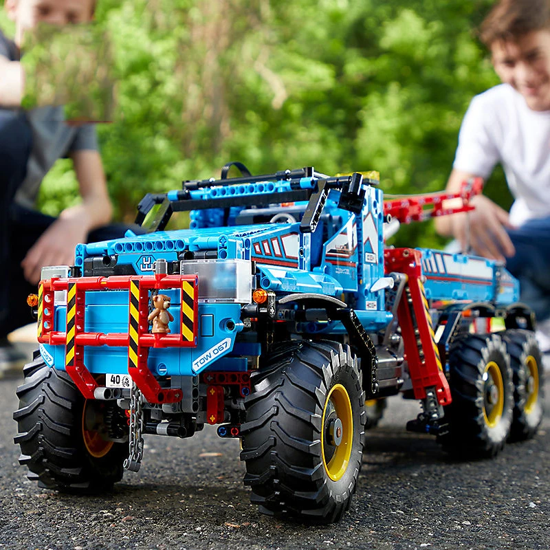 

DHL 20056 Technic The Ultimate All Terrain 6X6 Remote Control Truck Model Building Blocks Bricks 42070 Children Education Toys