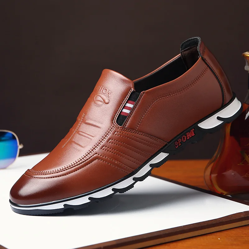 

Fashion Leather Shoes Men Casual Shoes New Men Loafers Soft Driving Shoes Men's Flat Moccasins Handmade Chaussure Homme hjm89