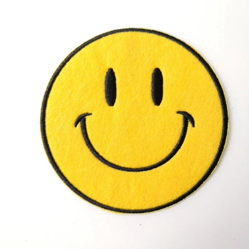 

1pcs Iron On Parches Patches Emoji Smiley Bordados Embroidered Patch For Clothing Bag Applique Jacket Patchwork Stickers Badge