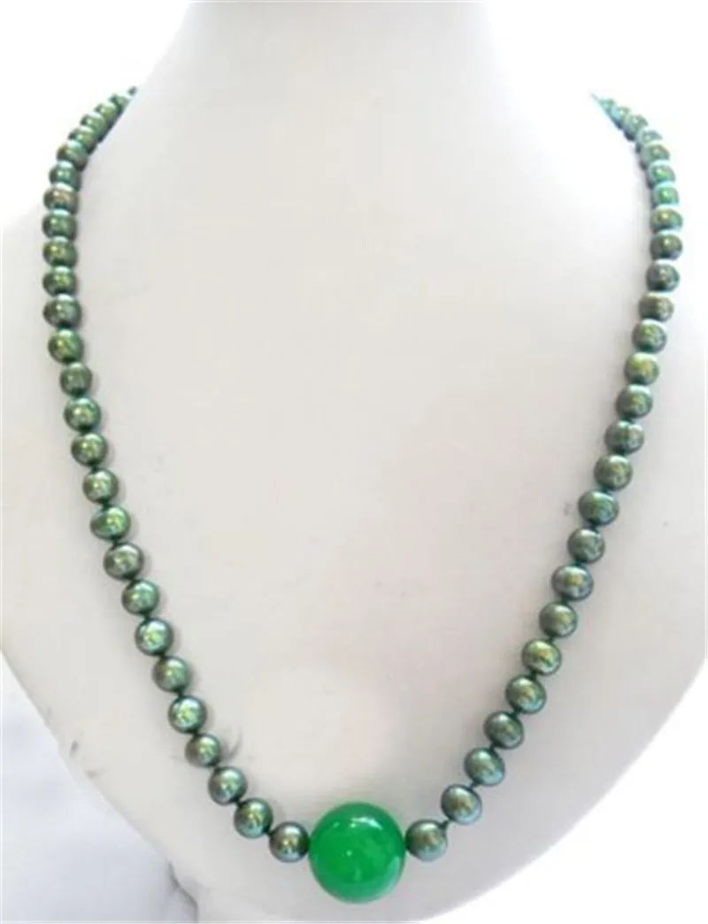 22'' 8mm round green freshwater pearl jade necklacein Pendant