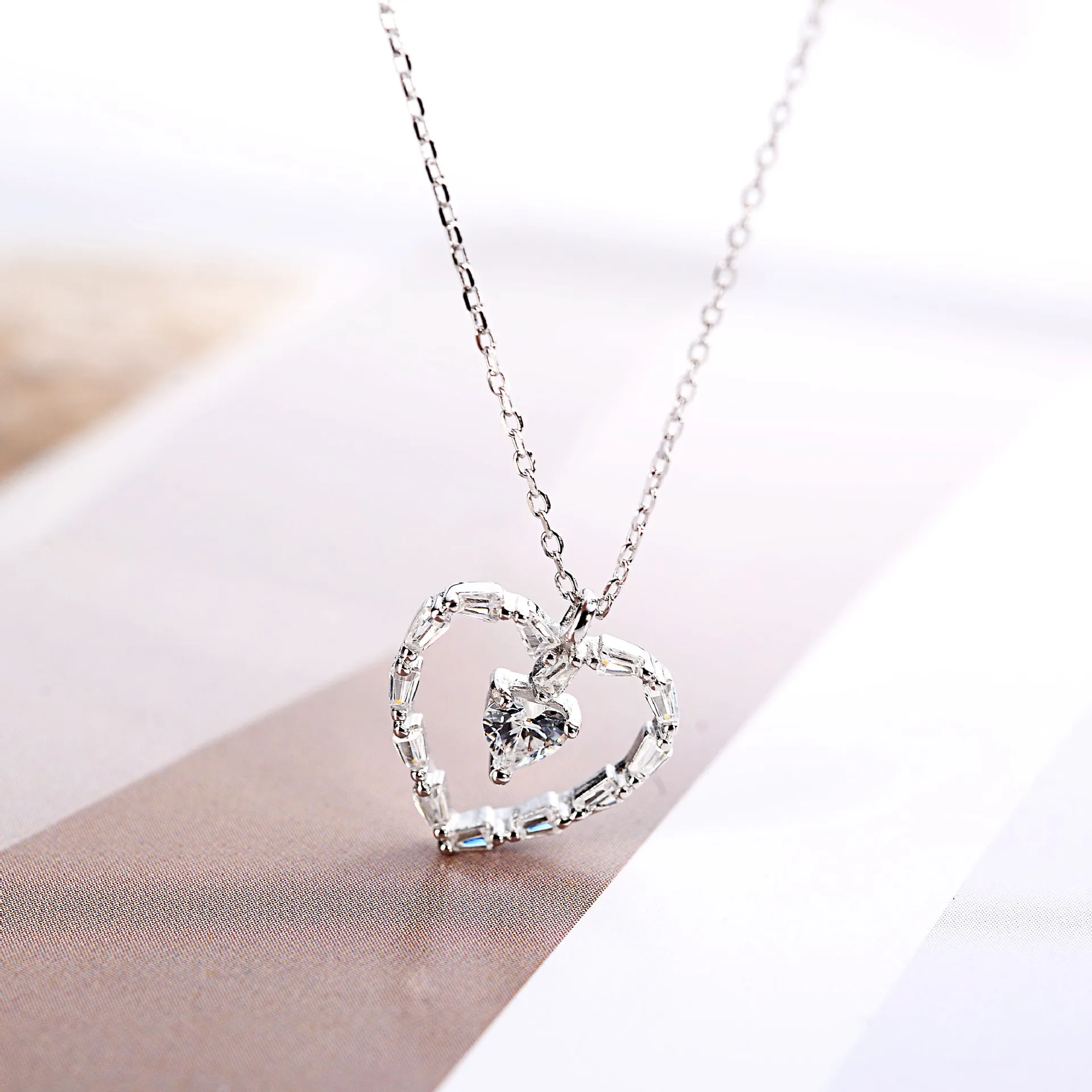 hollow heart full cz woman necklace 100% 925 Sterling silver nacklace Jewellery Clavicle chain pendant charms gift