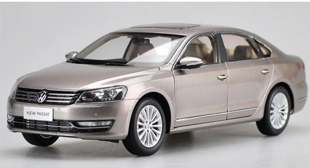 

1/18 Scale Volkswagen VW NEW PASSAT 2011 Gold Diecast Model Car Toy Collection Gift