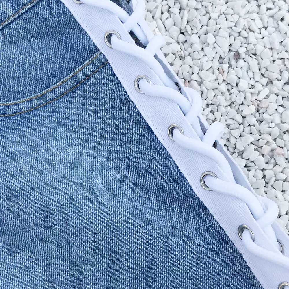 Стильный Джинсовые шорты Для женщин 2018 пикантные летние Хлопковые джинсы шорты выдалбливают Короткие Femme черный, белый цвет синяя ночь