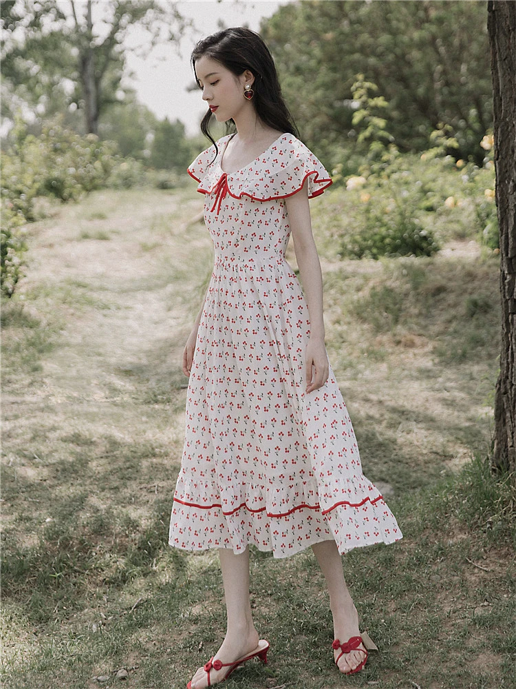 2019 new fashion women's dresses French retro floral summer dress long seaside resort