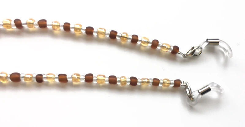Small Beaded Glasses Chain Women detail (7)