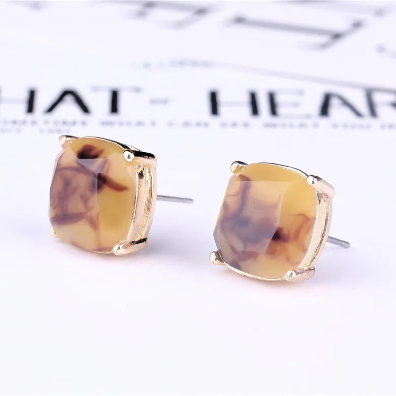 

Diomedes Hot Four-jaw Zircon Earrings Translucent High-end Fashion Rhinestone Earrings Gift Wholesale Drop Shipping MAY31