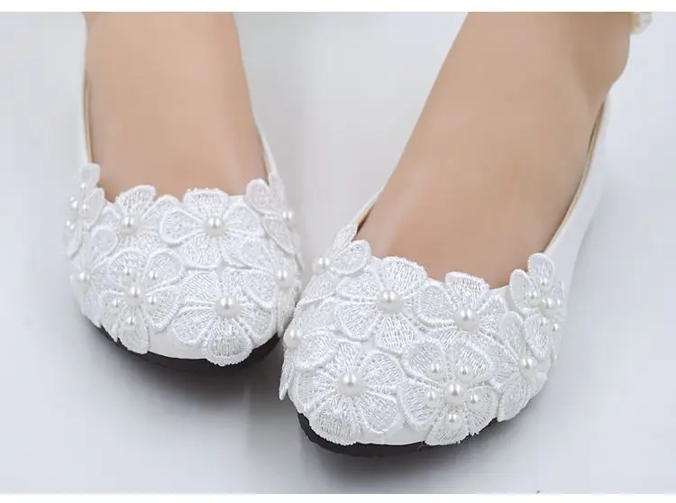 Белые свадебные туфли с кружевными цветами женские весенне-осенние туфли на плоской подошве с круглым носком без шнуровки размера плюс 40 41, женские свадебные туфли на плоской подошве