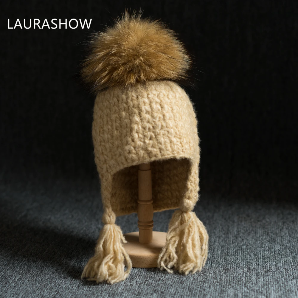 

LAURASHOW Kids Winter Brand Cap 16 cm Real Fox Mink Fur Ball Pom Poms Hat For Girl Hat Knitted Cap Hat Skullies Baby Beanies