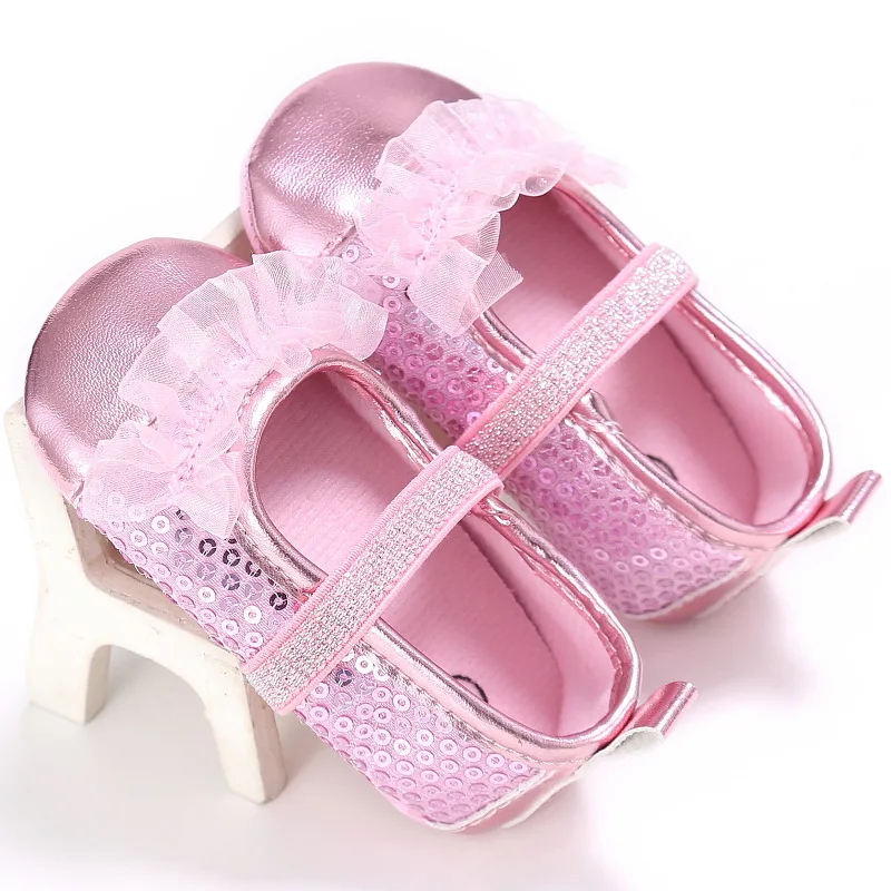 Искусственная кожа с блестками Кожа Новорожденного для маленьких девочек Мокасины, мягкая детская обувь для малышей с цветочным принтом вечерние нескользящая обувь для колыбельки
