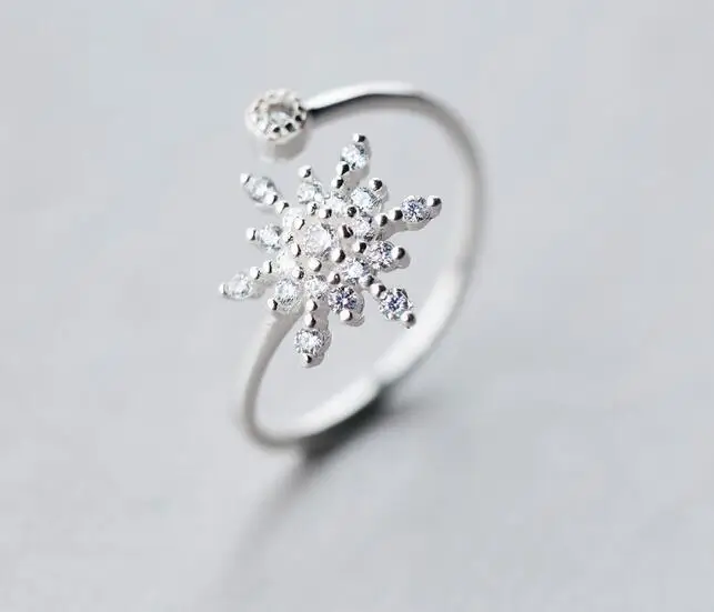

Fashion New Real. 925 Sterling Silver CZ Crystals AAA+ Snowflake Ring Adjustable Size GTLJ870