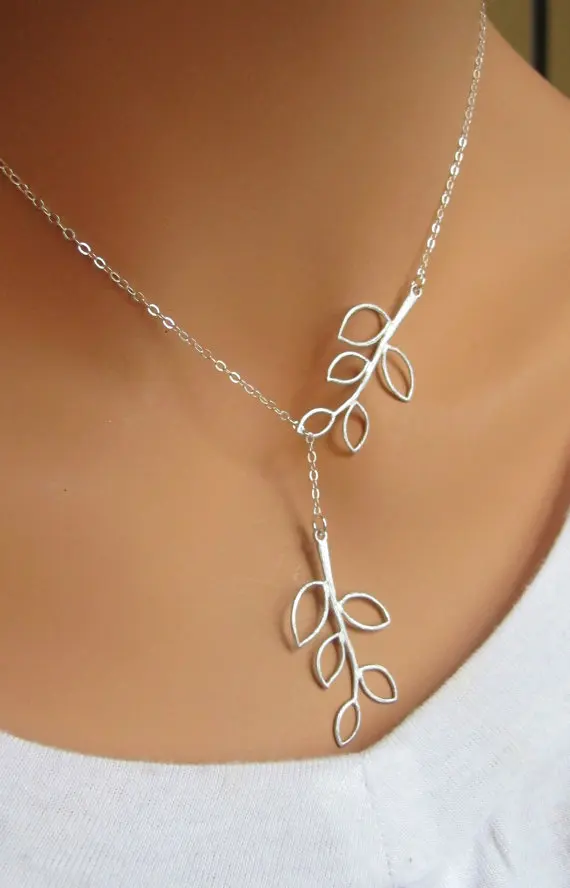 Shadela Simple Small Pure Silver Double Leaves Short Necklace & Pendant for Womenin Chain
