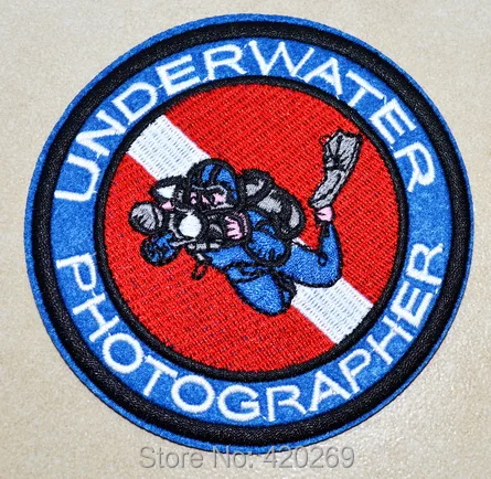 

HOT SALL! ~ UNDERWATER PHOTOGRAPHER SCUBA DIVING PHOTOGRAPHY Iron On Patches, sew on patch,Applique, Made of Cloth,100% Quality