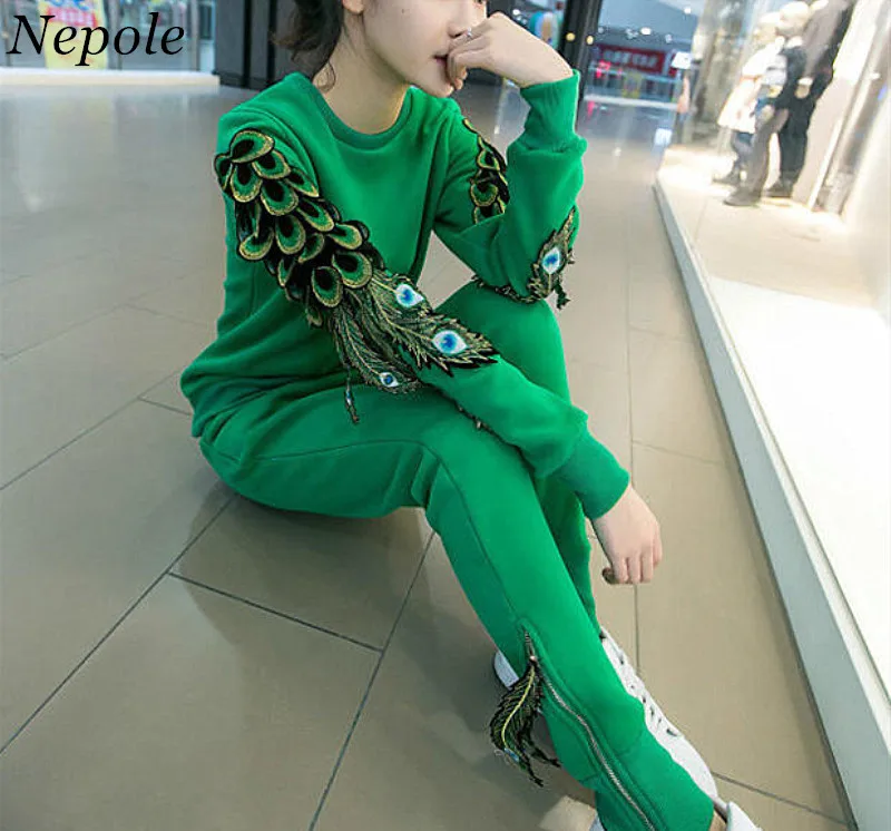 Neploe Two Pieces Top+Elastic Pants Fake Peacock Feather Appliques 2018 Autumn New Fashion Sport Casual Chic Suits 69184 | Женская