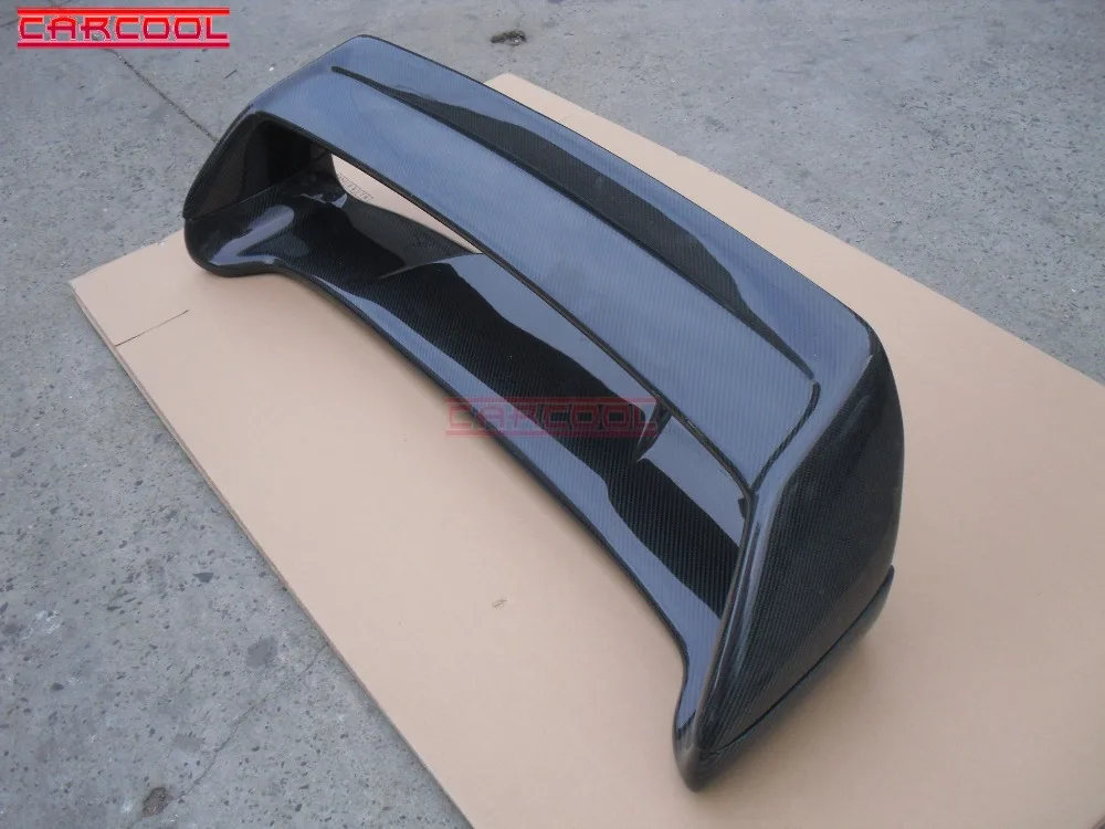 Rear Spoiler with Brake Light   (7)