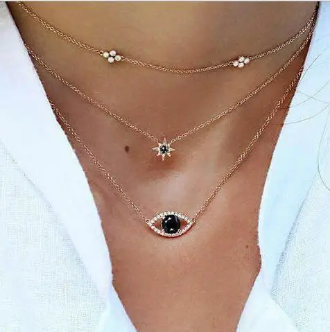 

Black Stone Gold Necklace 19071005