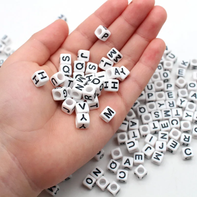 200Pcs 6MM White-Black Acrylic Alphabet LetterA-Z Cube Beads for