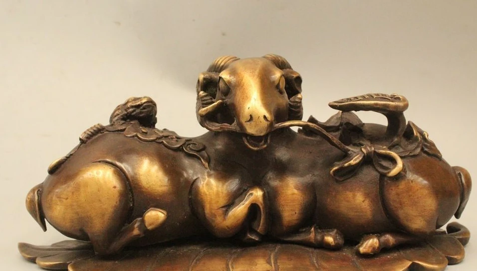 

9" Chinese Folk Feng Shui Bronze Wealth Zodiac Year Sheep Spittor Ru Yi Statue